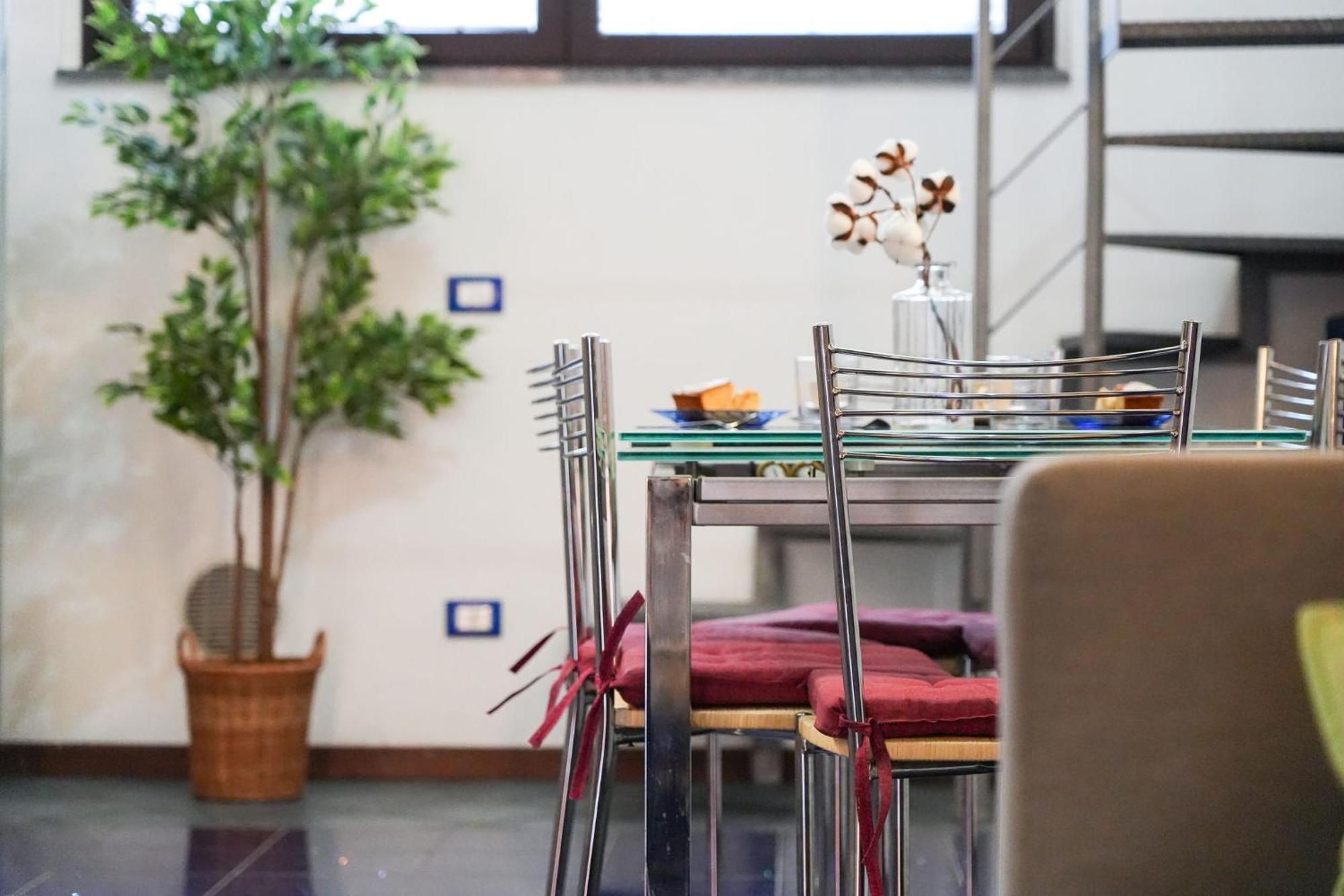Industrial Loft Appartement Milaan Buitenkant foto